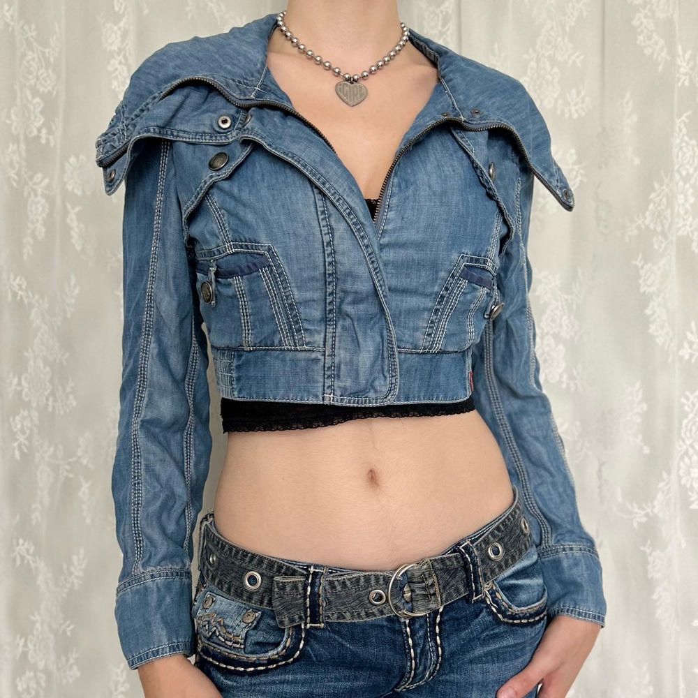 Y2K Light Wash Cropped Denim Jacket